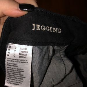 SIZE 12 AMERICAN EAGLE JEANS